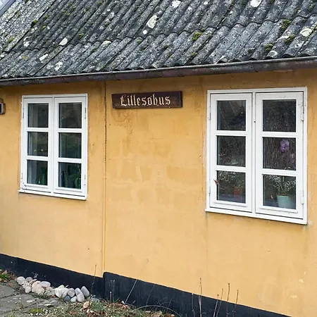 2 Bedroom Stunning In *